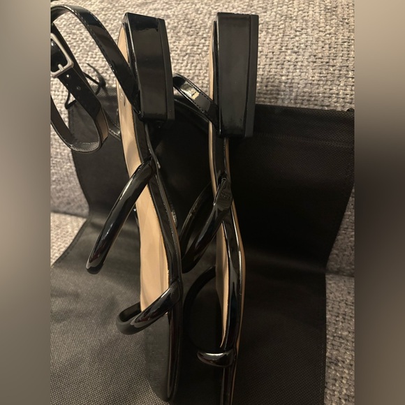 Brand new NO BOX Mix No. 6 Black Patent Strappy Seana Sandals โ Size 8.5 - Picture 3 of 10
